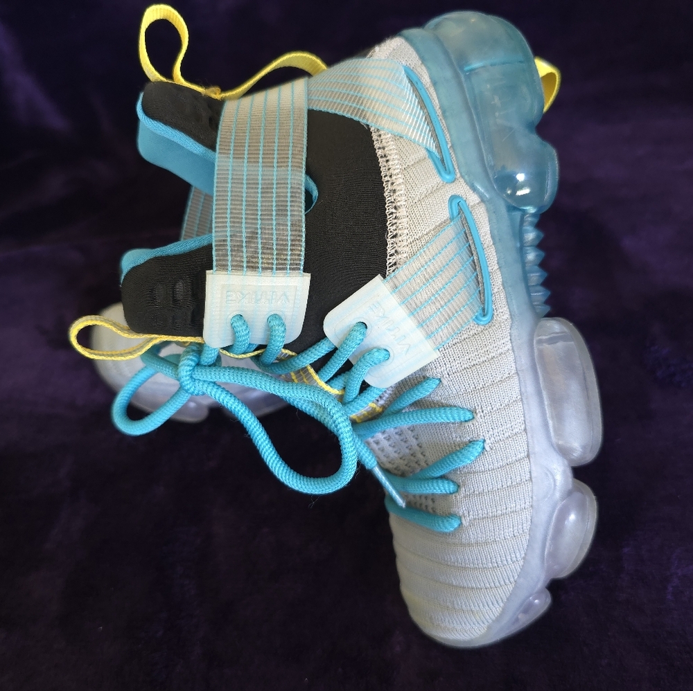 Kids' Blue and Yellow Basketball Sneakers - Picture 5 of 15